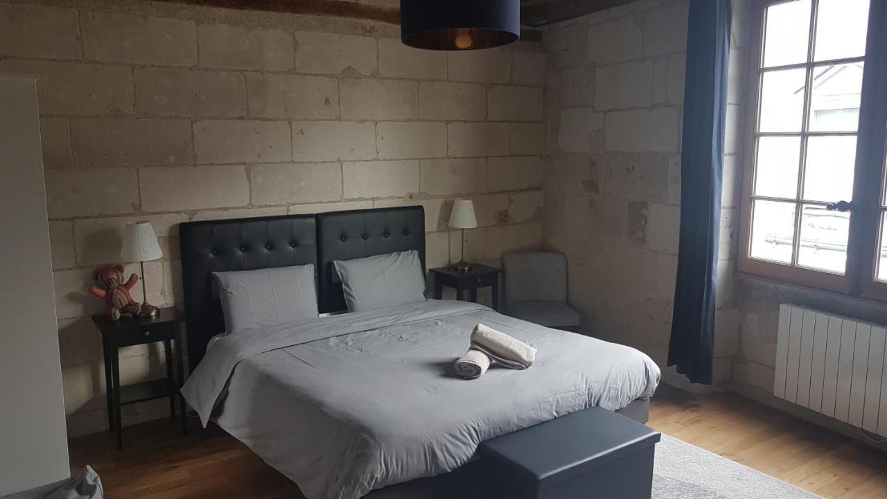 Appartement dans Immeuble 15 éme Siècles Vieux Tours Exterior foto