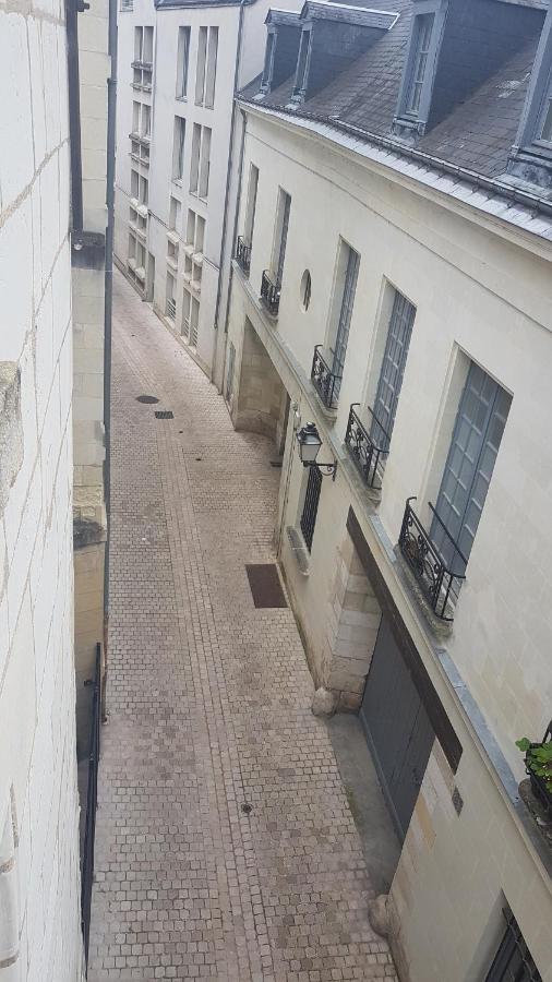 Appartement dans Immeuble 15 éme Siècles Vieux Tours Exterior foto